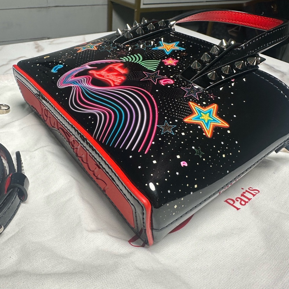 Christian Louboutin Cabata East West Tote Printed Patent Nano - Picture 7 of 10
